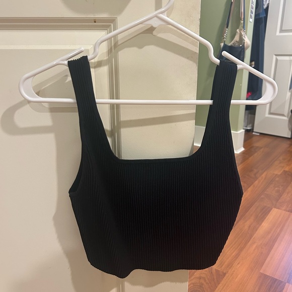 Babaton Sculpt Tank - Cropped - Picture 2 of 4